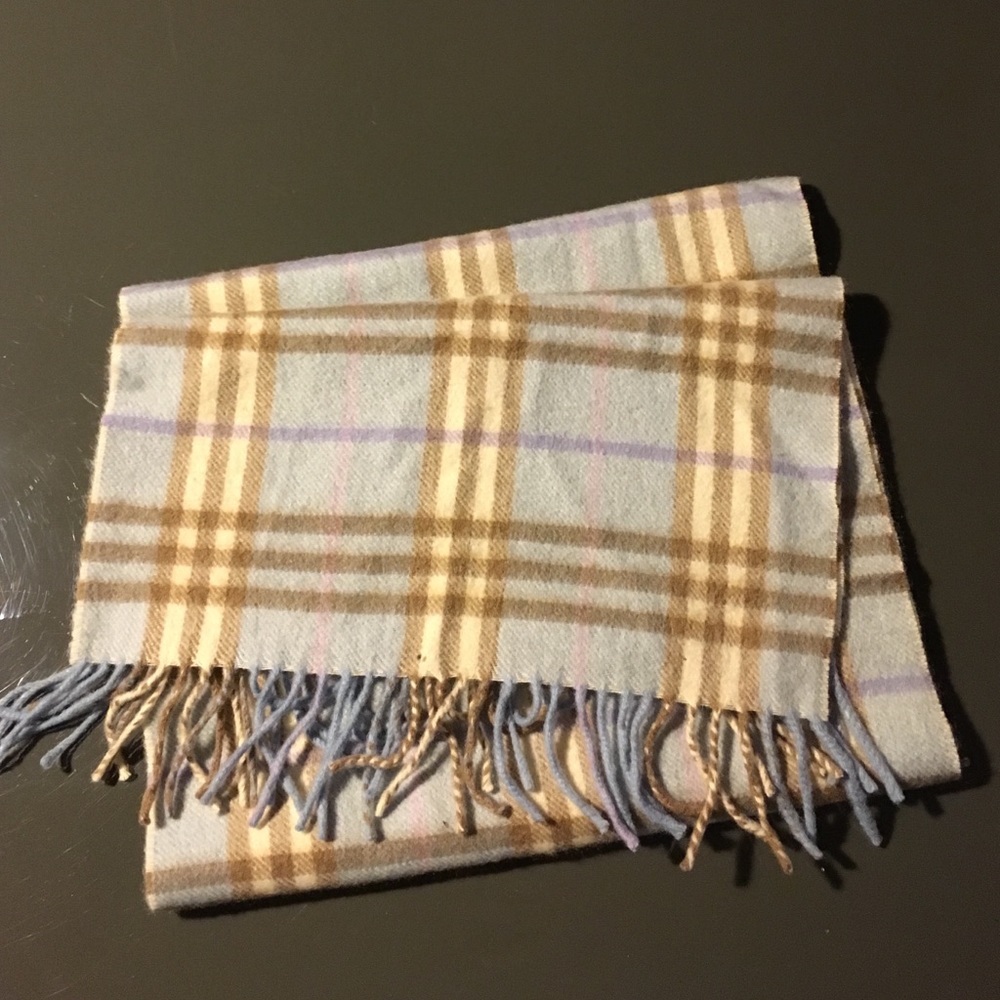 Burberry cashmere scarf - baby blue